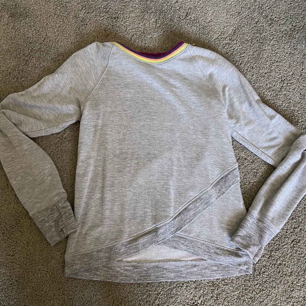 grey with colorful collar stripes from athletagirl